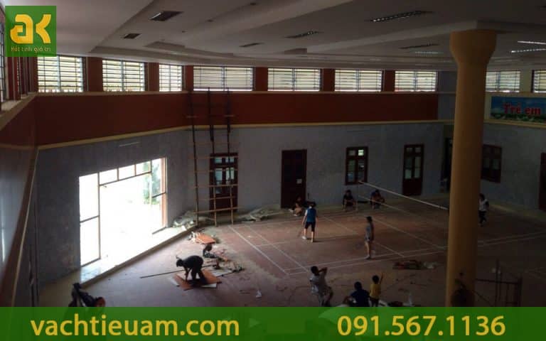 Phòng đa năng trường nội trú Bắc Hà – đẹp lạ mắt với gỗ tiêu âm AK.Go-Hole
